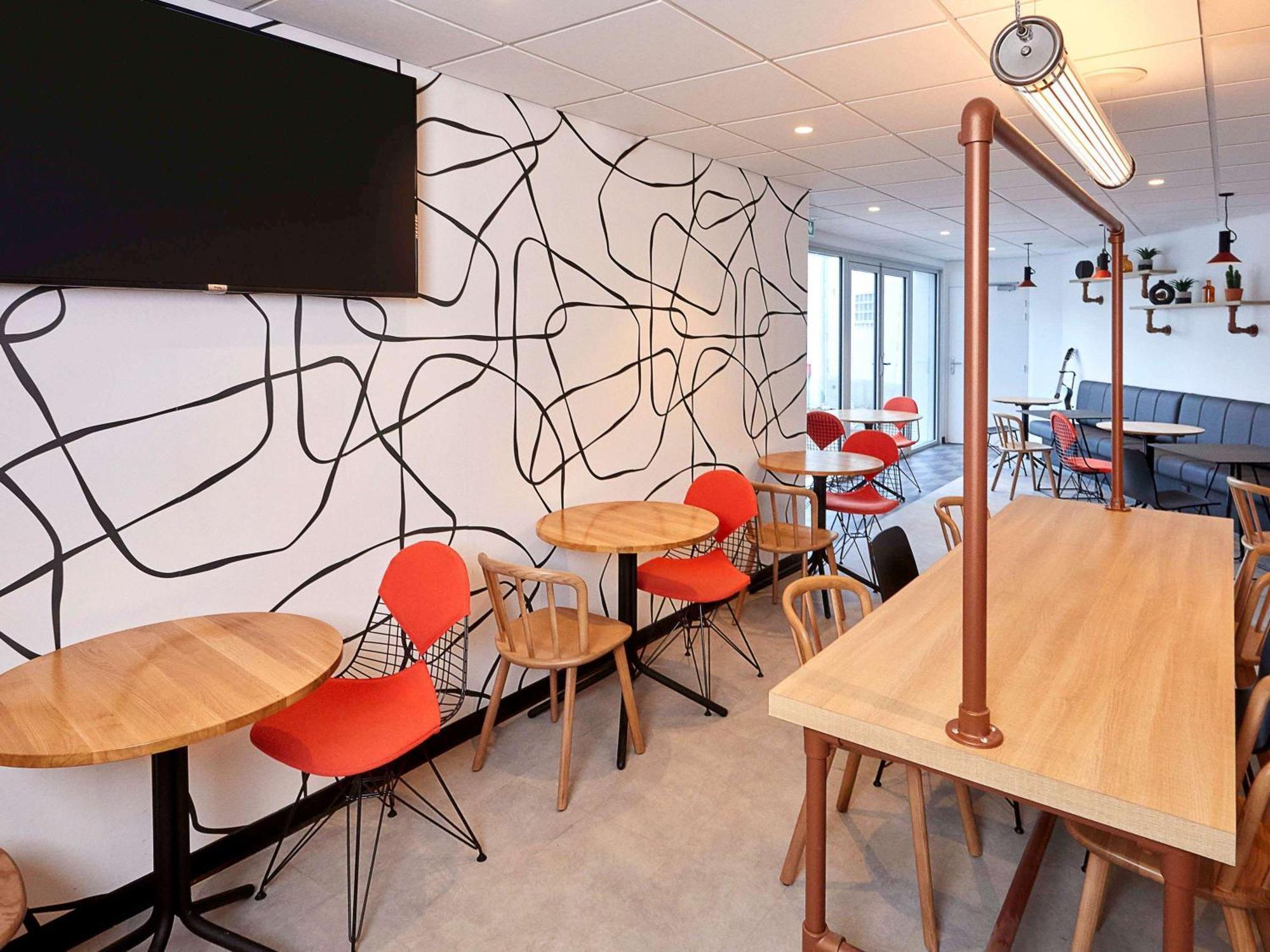 Ibis Auxerre Centre Hotel ภายนอก รูปภาพ